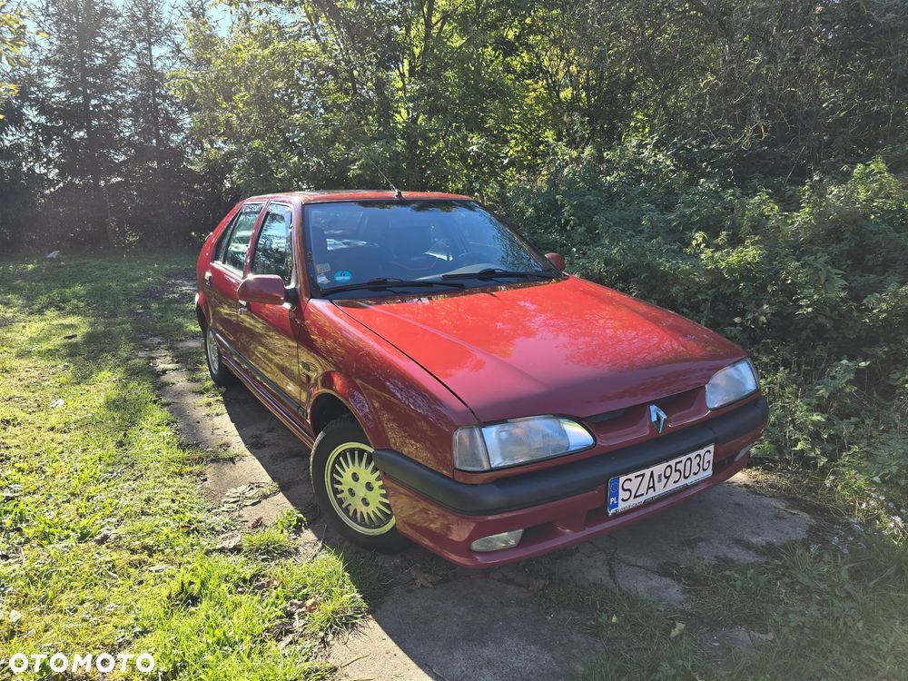 Renault 19 - 3