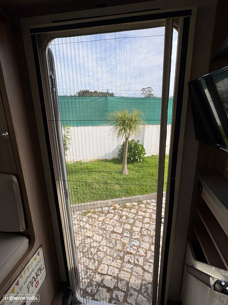 Burstner Aviano Aviano 727 cama central - 39