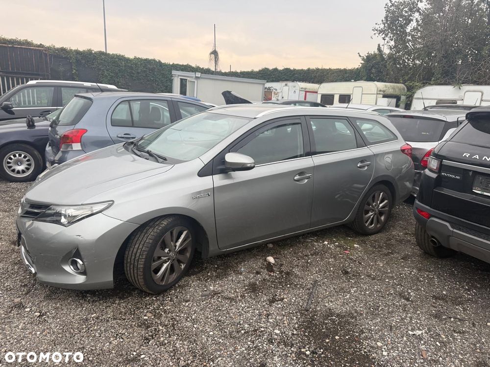 Toyota Auris 1.8 HSD Luna - 3