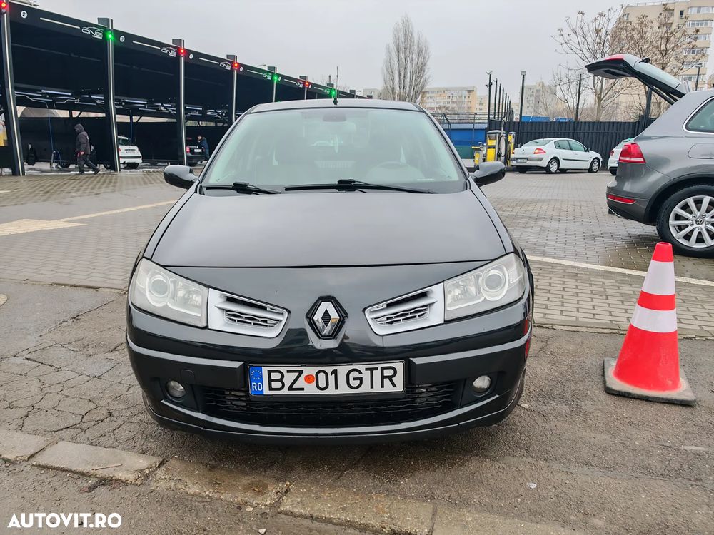 Renault Megane 2.0 dCi GT - 2