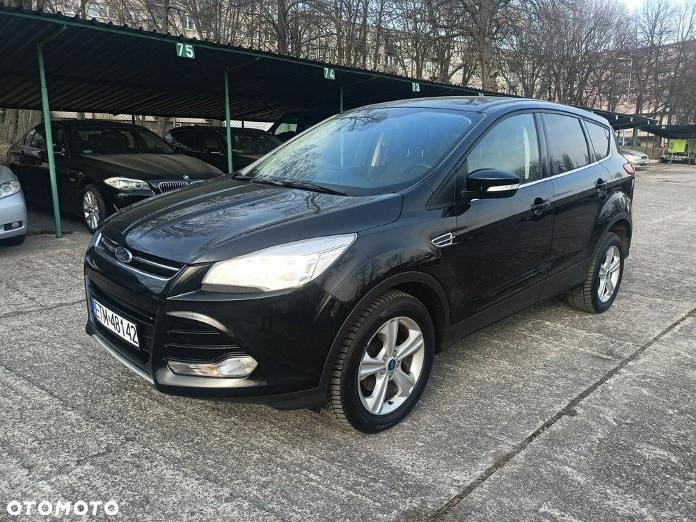 Ford Kuga 1.6 EcoBoost 2x4 Titanium - 5