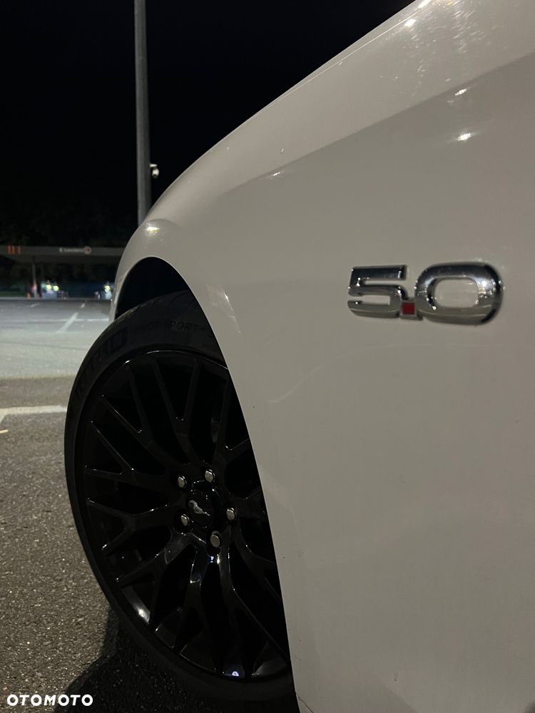 Ford Mustang 5.0 V8 GT - 18