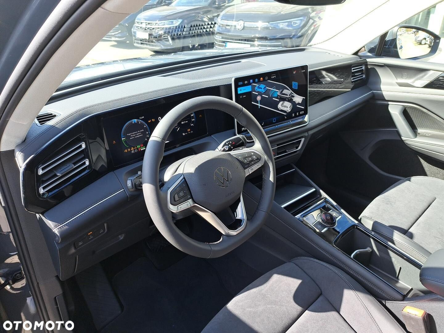 Volkswagen Tiguan - 9