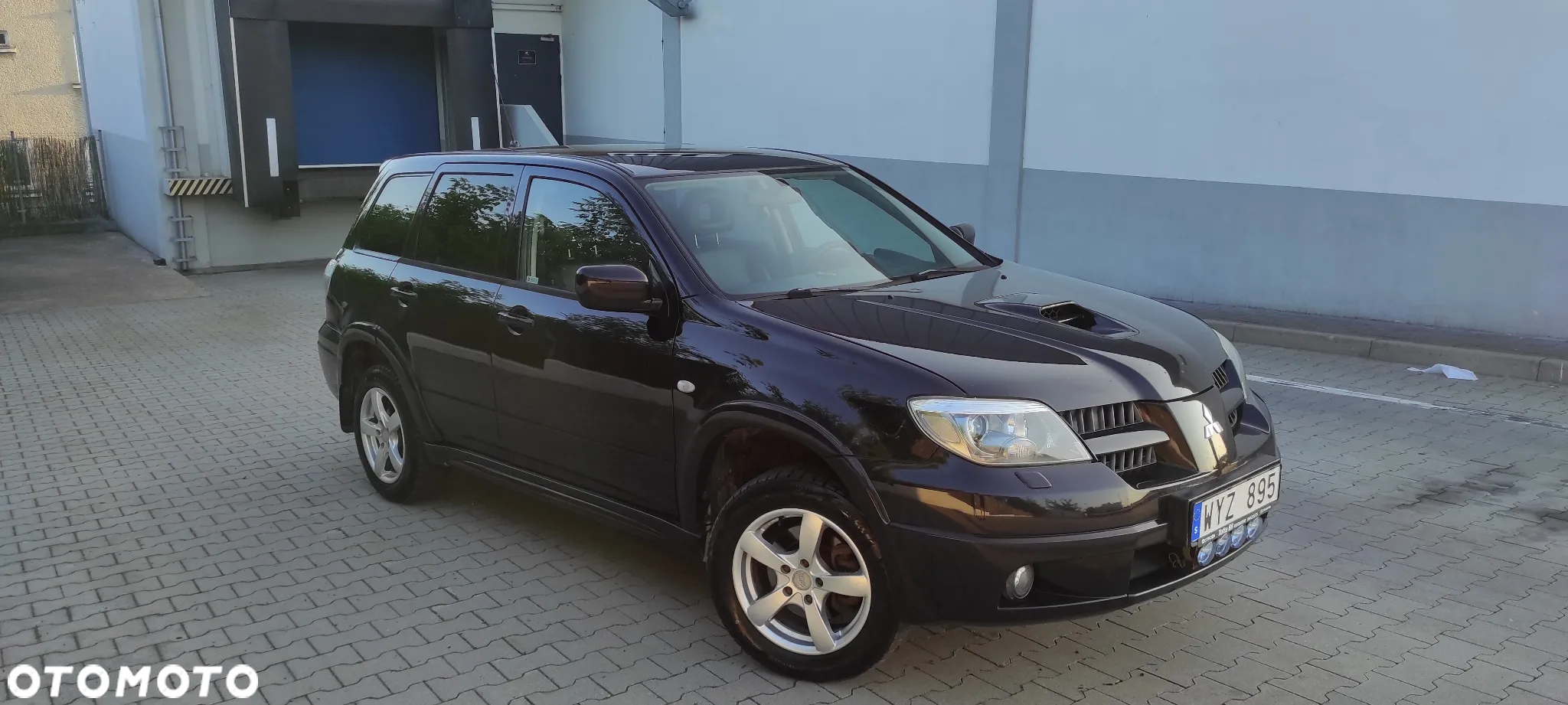 Mitsubishi Outlander 2.0 Turbo 4WD - 2
