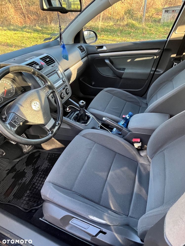 Volkswagen Golf 1.9 TDI Trendline - 4