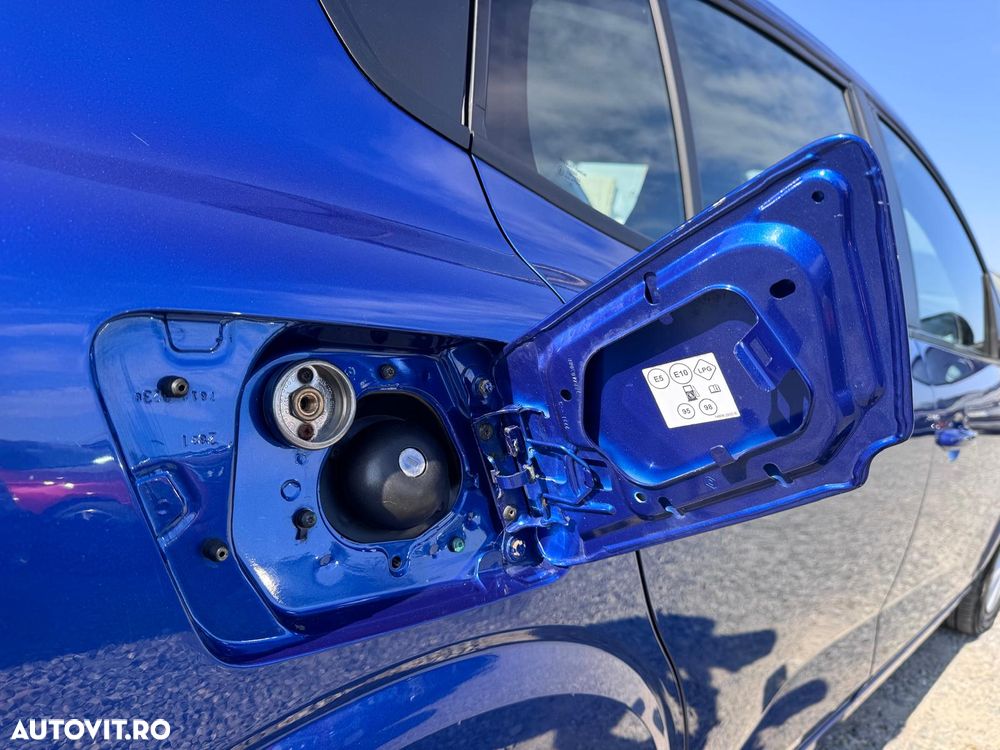 Dacia Logan TCe 90 Essential - 7