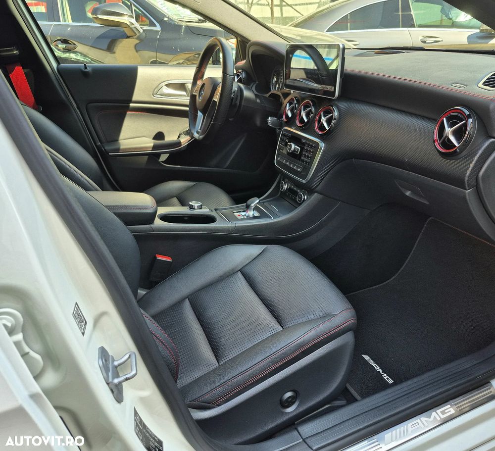 Mercedes-Benz A 45 AMG 4Matic AMG Speedshift 7G-DCT - 6