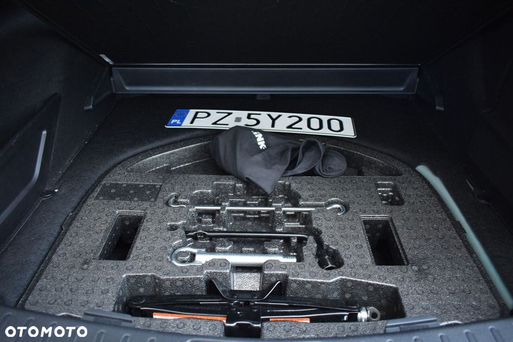Toyota Corolla 2.0 Hybrid GR Sport Dynamic - 20