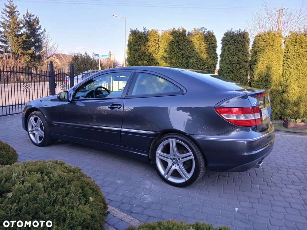 Mercedes-Benz CLC - 16