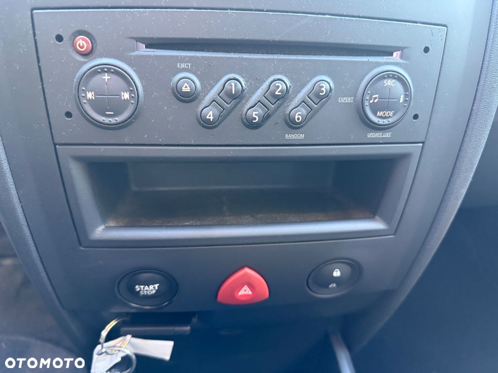 Renault Megane 1.6 Avantage - 23