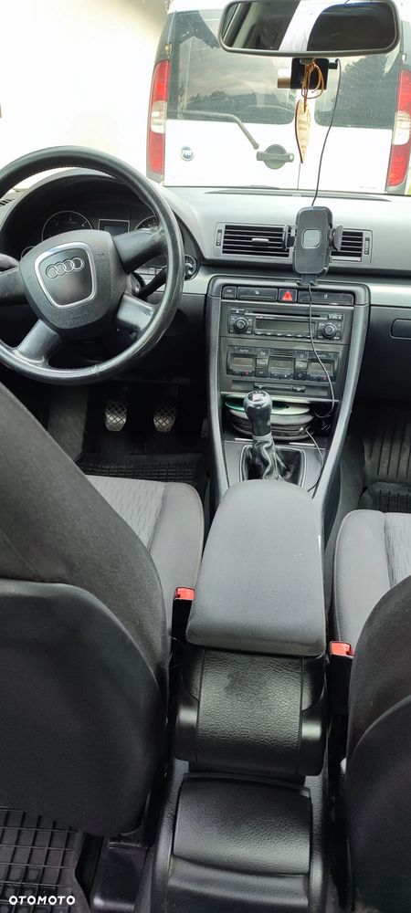 Audi A4 Avant - 7
