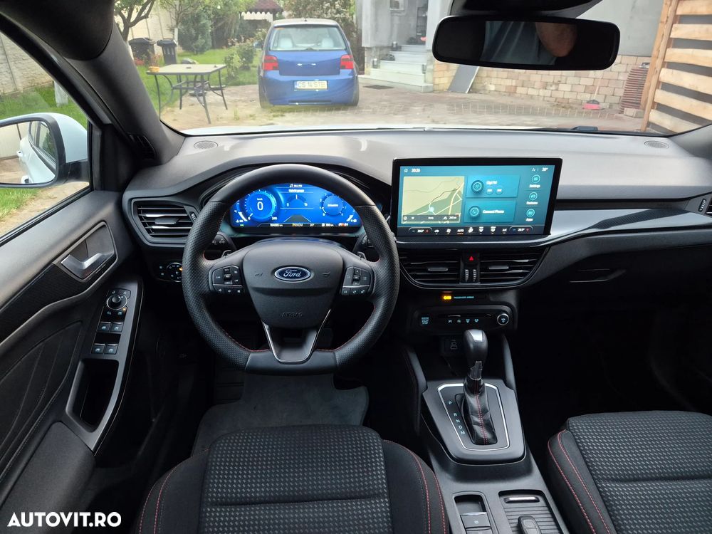 Ford Focus 1.0 EcoBoost Hybrid Aut. ST-LINE - 13
