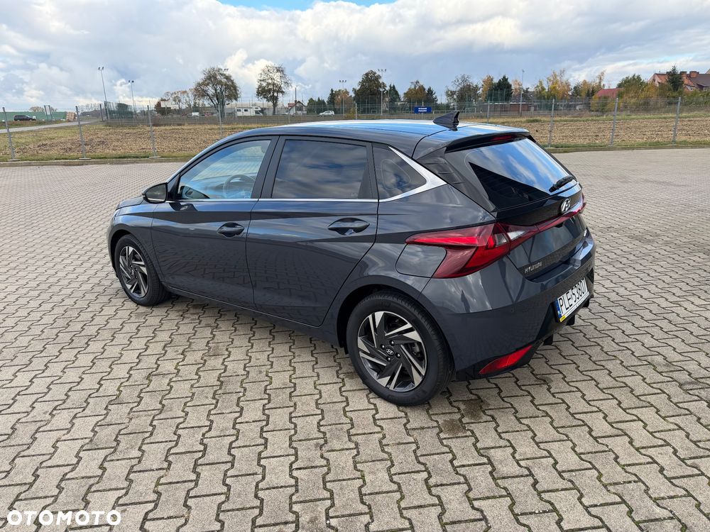 Hyundai i20 - 8