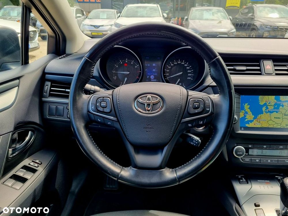 Toyota Avensis 1.8 Premium MS - 15
