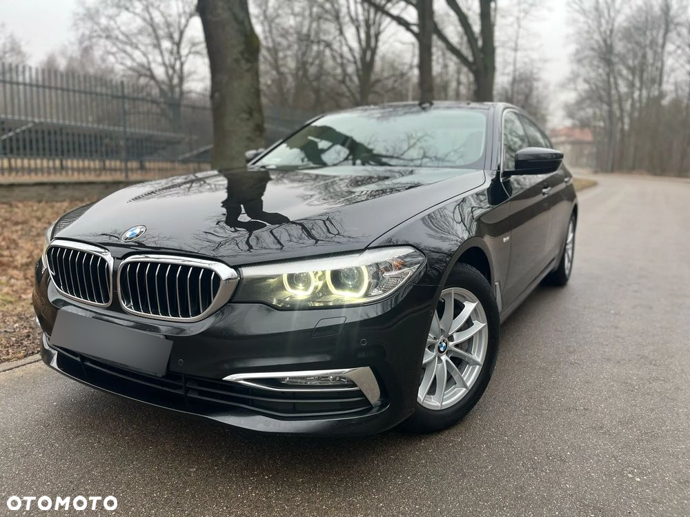 BMW Seria 5 530d Luxury Line - 10