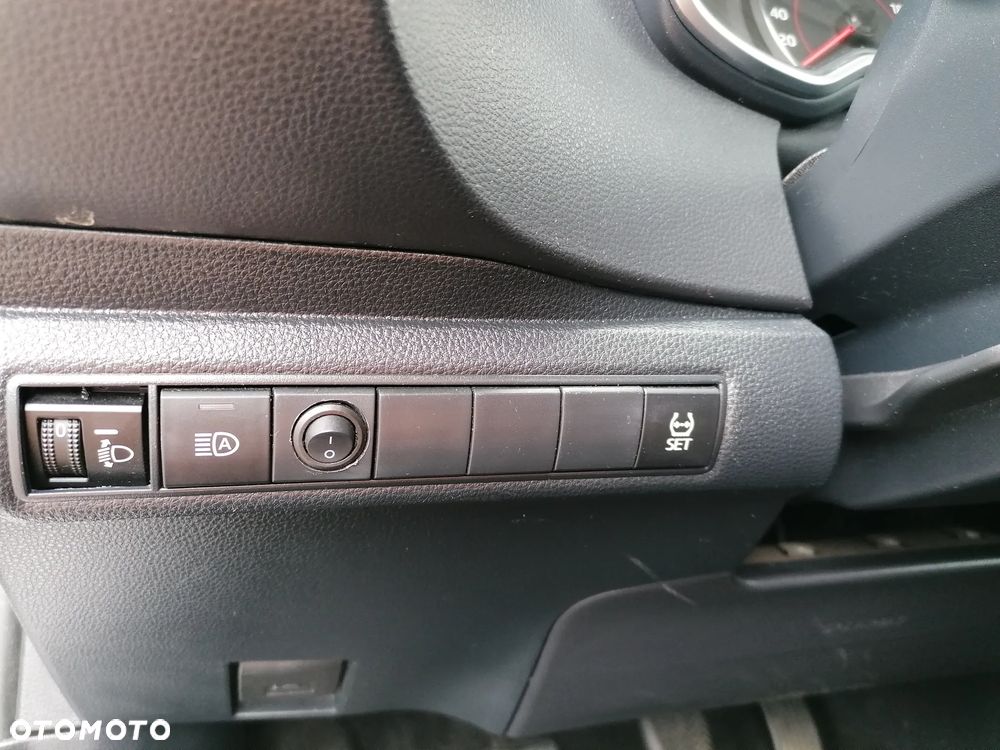 Toyota Corolla 1.6 Comfort - 14