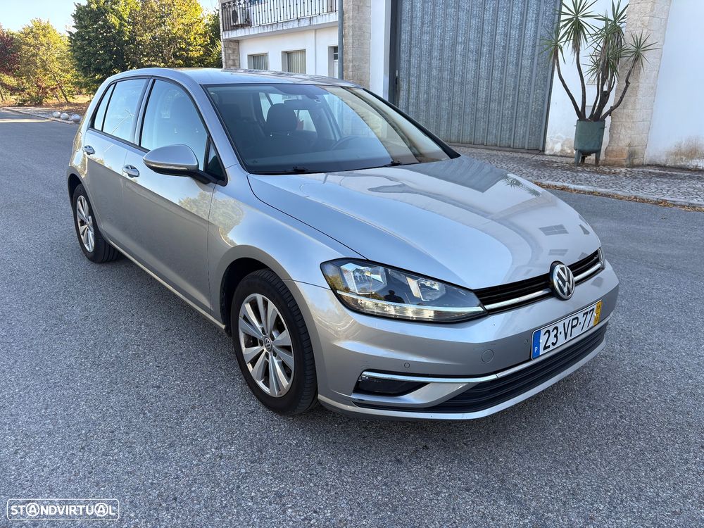 VW Golf 1.6 TDI Confortline - 5