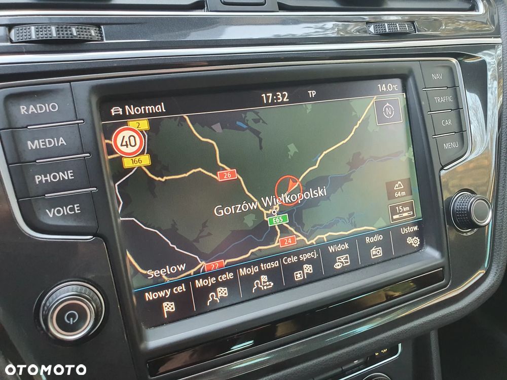 Volkswagen Tiguan - 29