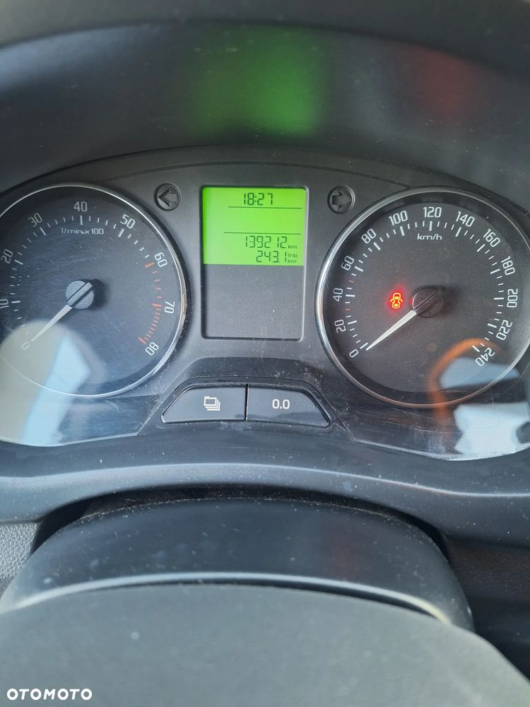 Skoda Fabia - 11