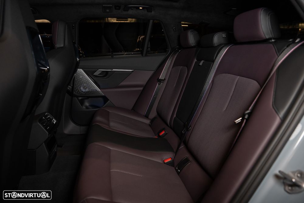 BMW M5 Touring xDrive - 50