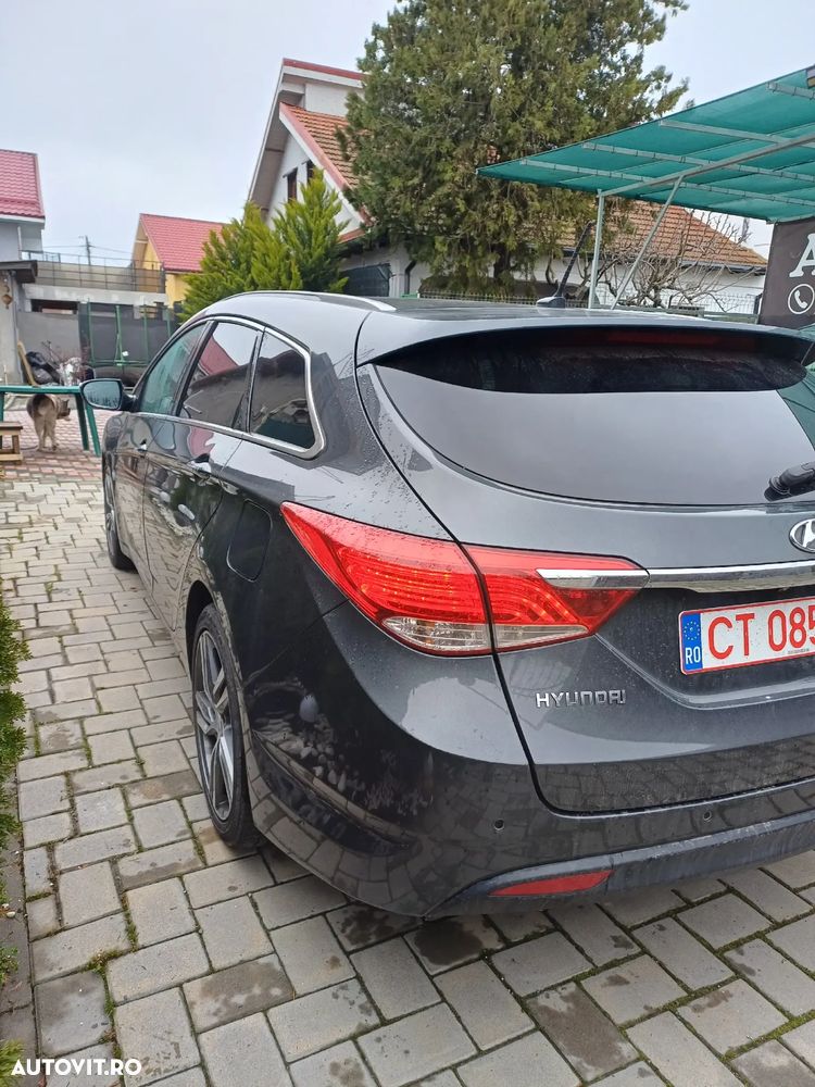 Hyundai i40 i40cw 1.7 CRDi Automatik Premium - 4