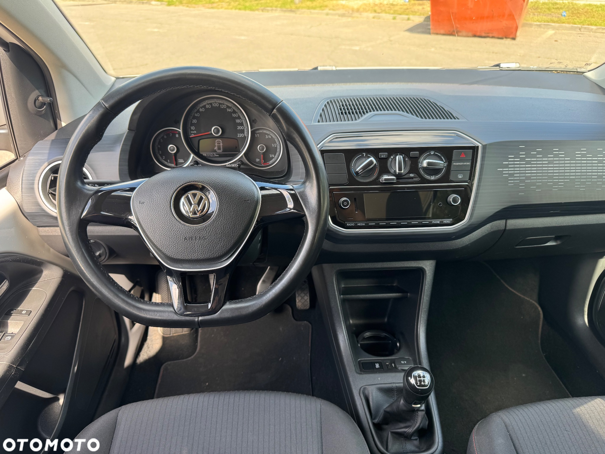 Volkswagen up! sound - 12