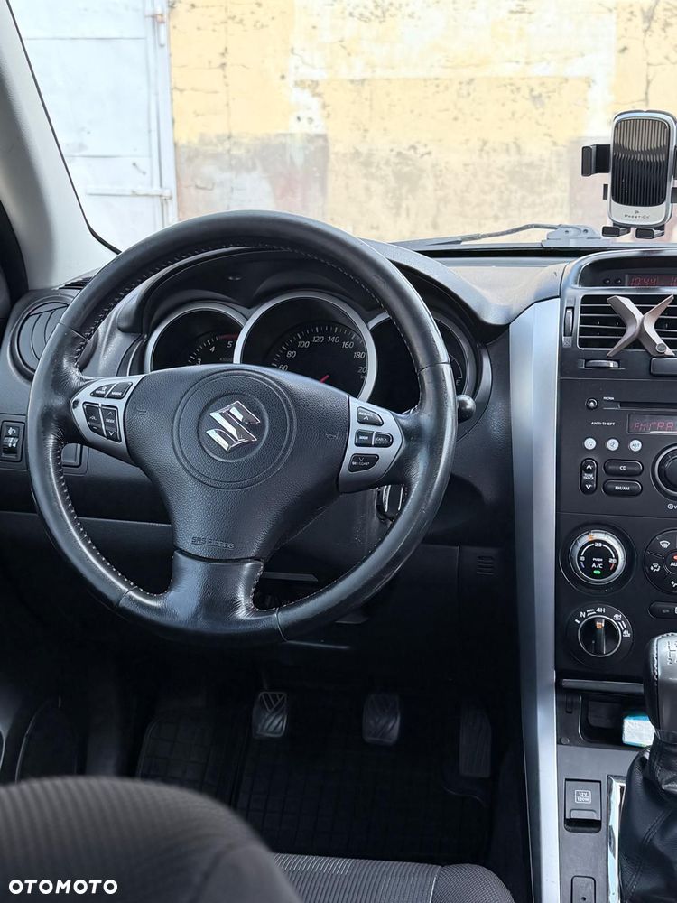 Suzuki Grand Vitara 1.9 DDiS - 13
