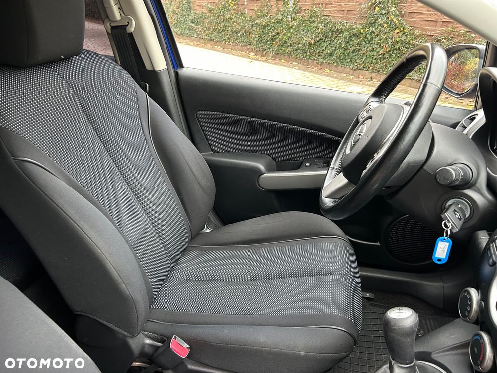 Mazda 2 - 32