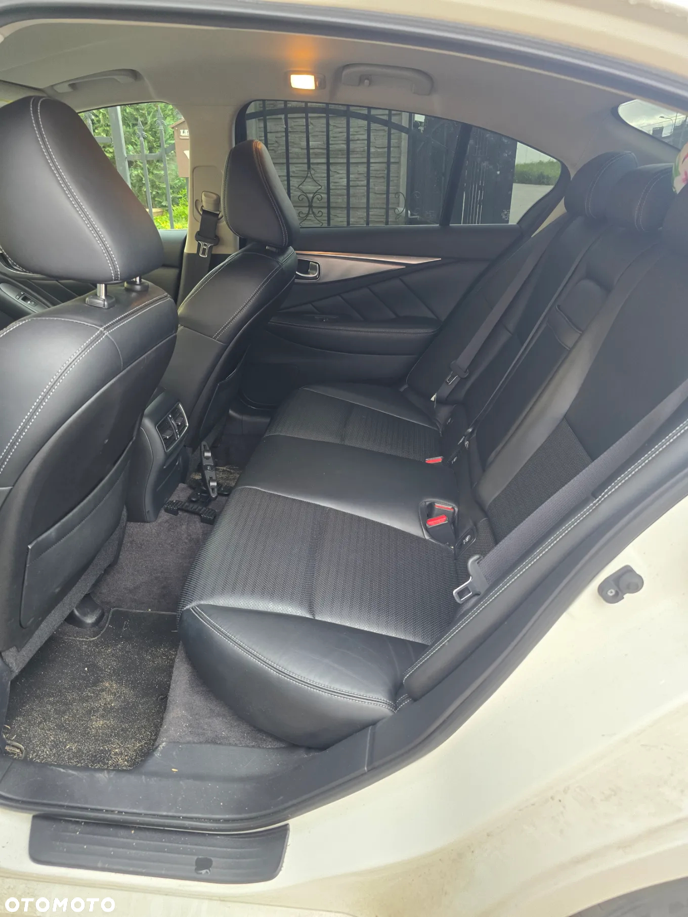 Infiniti Q50 - 10