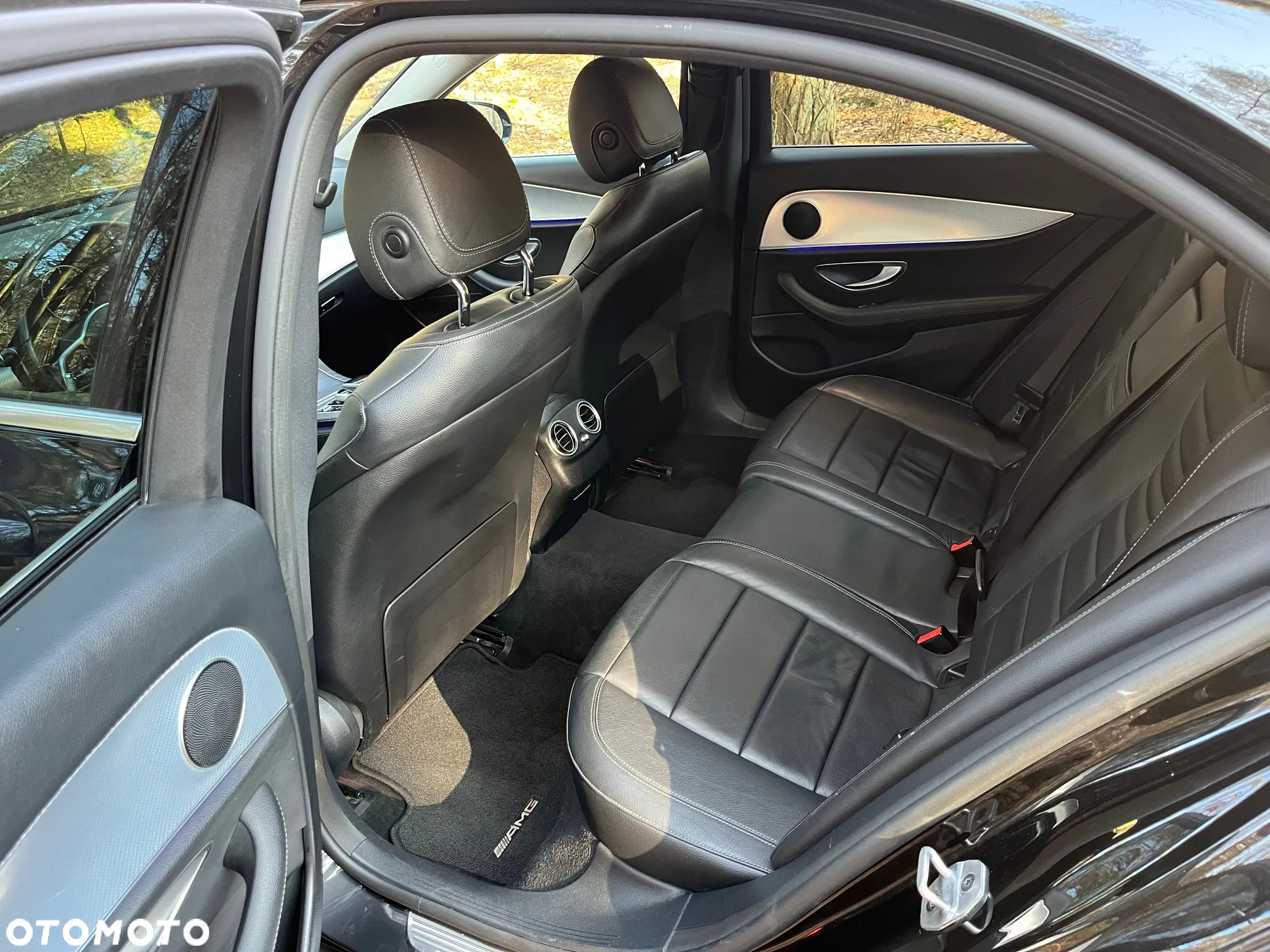 Mercedes-Benz Klasa E 200 d T 9G-TRONIC - 14