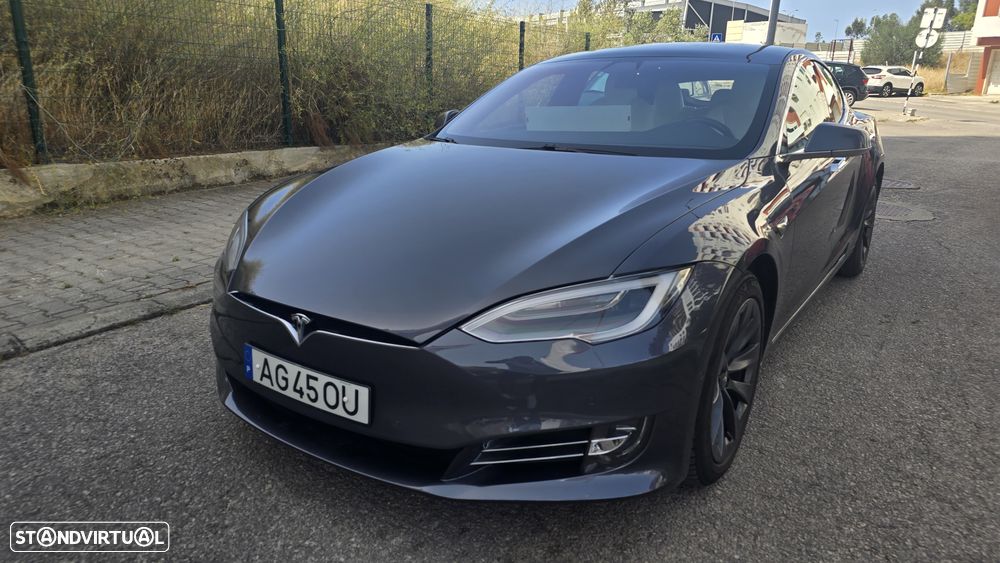 Tesla Model S Long Range - 3