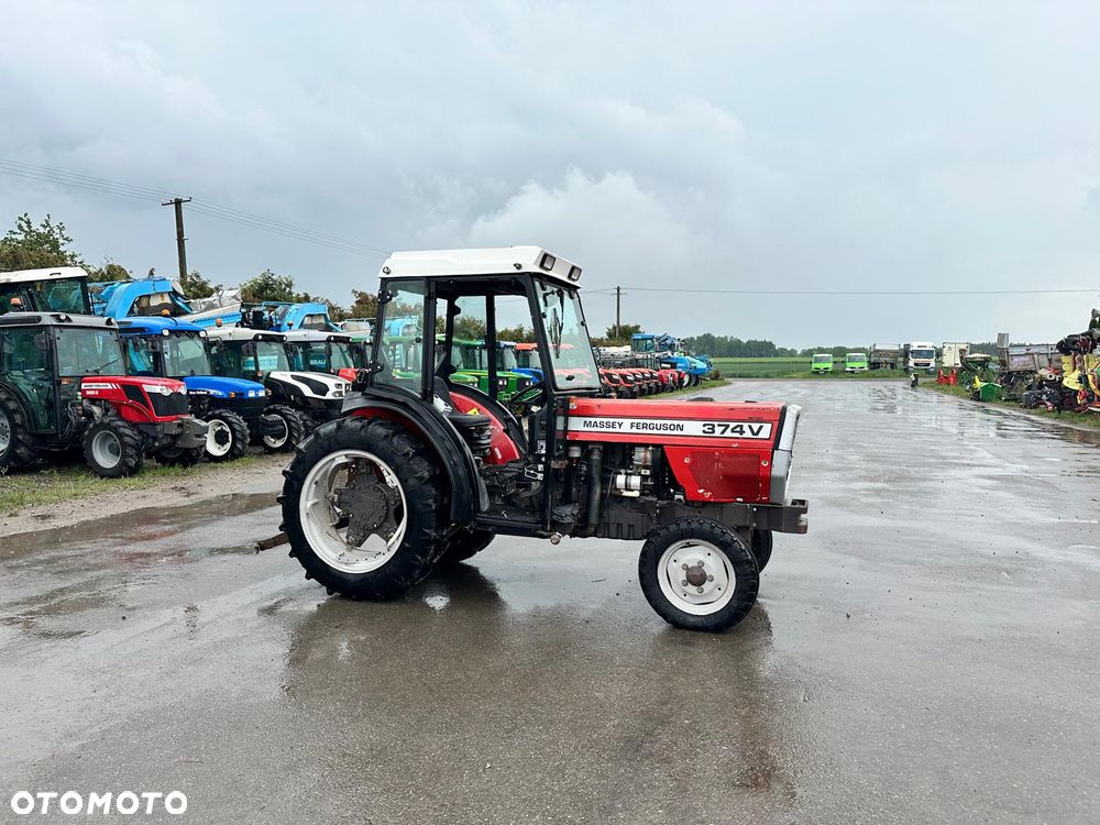 Massey Ferguson 374V - 1