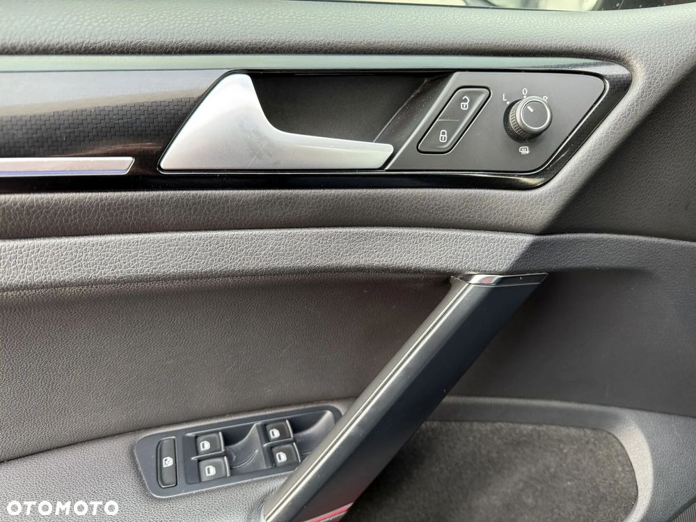 Volkswagen Golf R 4Motion BlueMotion Technology DSG - 16