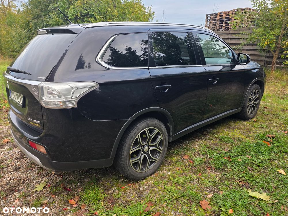 Mitsubishi Outlander 2014 photo 3