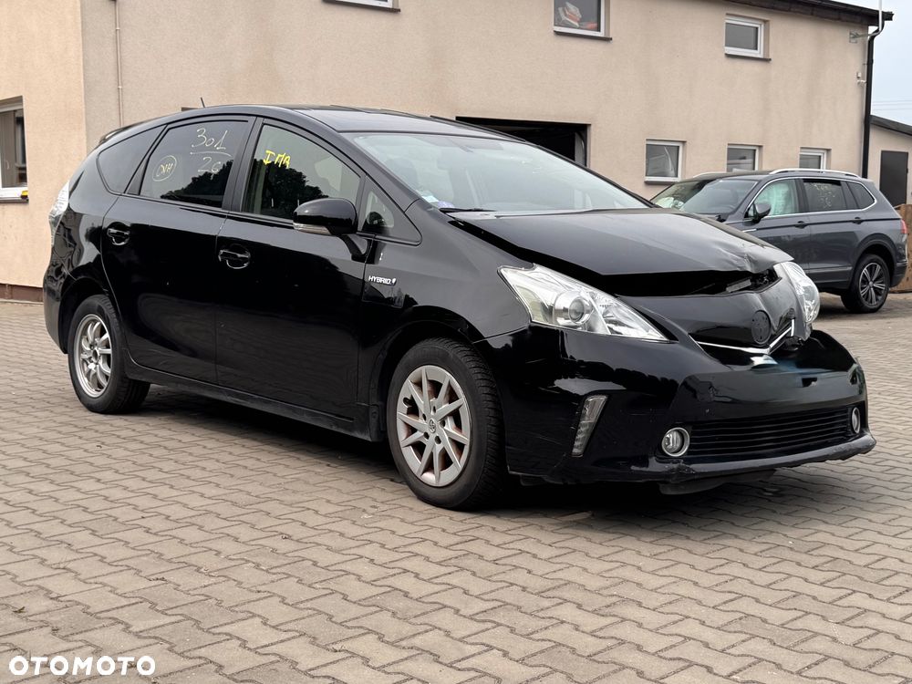 Toyota Prius+ (Hybrid) - 1