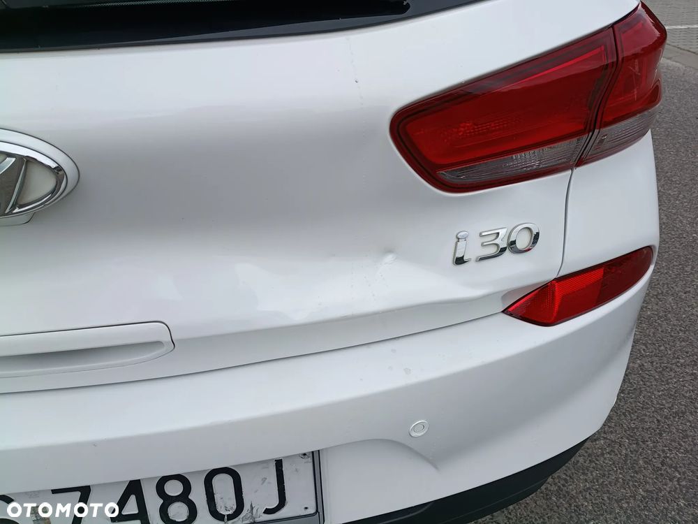 Hyundai i30 1.4 Classic + - 5