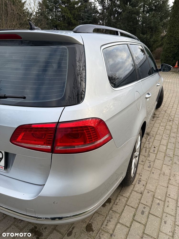 Volkswagen Passat 2.0 TDI Comfortline DSG - 5