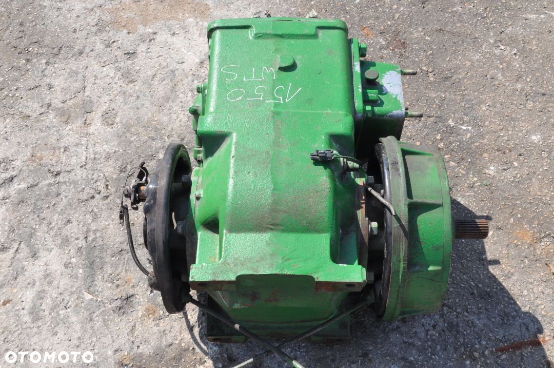 SKRZYNIA BIEGÓW  HYDROSTAT JOHN DEERE 1550 WTS 1450 WTS NR 0199907 / D047489 - 3