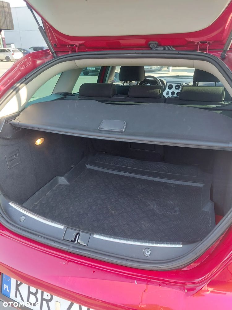 Alfa Romeo 159 2.2JTS Distinctive - 10