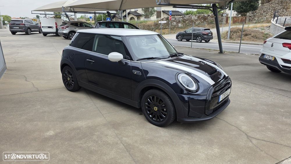 MINI 3 Portas Cooper E Classic S - 4