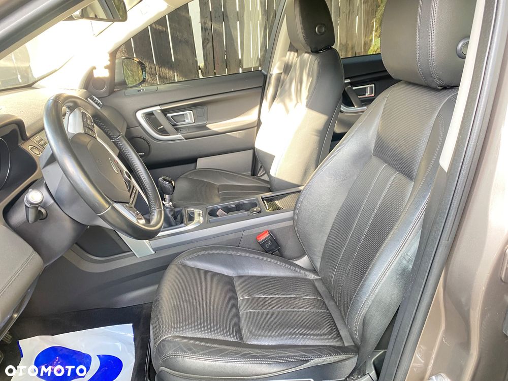 Land Rover Discovery Sport 2.0 TD4 HSE Luxury - 11