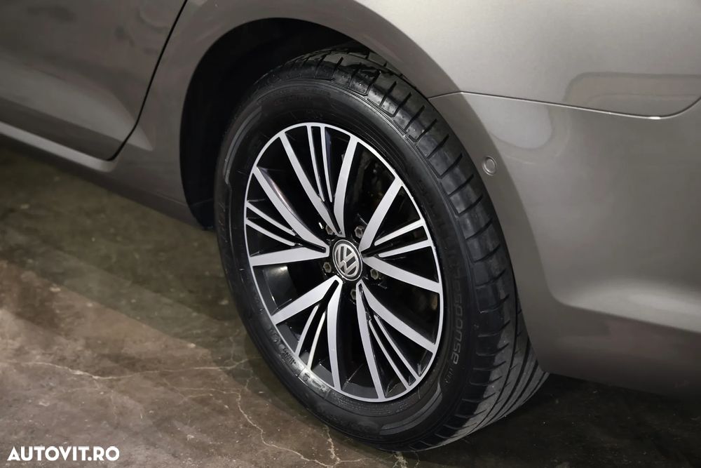 Volkswagen Golf 1.6 TDI DPF BMT DSG Comfortline - 33