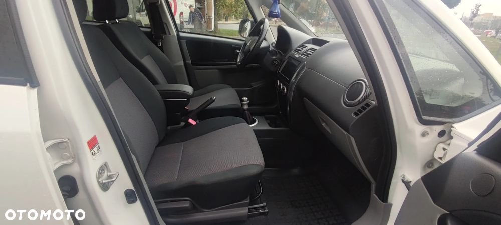 Suzuki SX4 1.6 VVT 4x2 Comfort WRC - 26