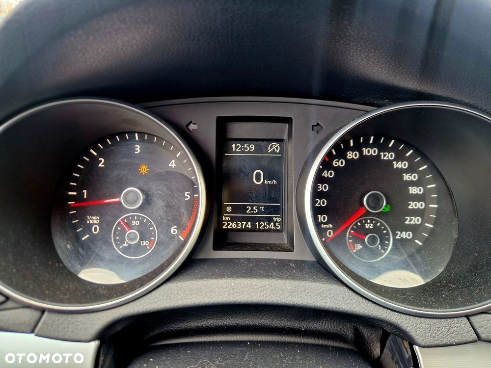 Volkswagen Golf 1.6 TDI BlueMot Trendline DSG - 17