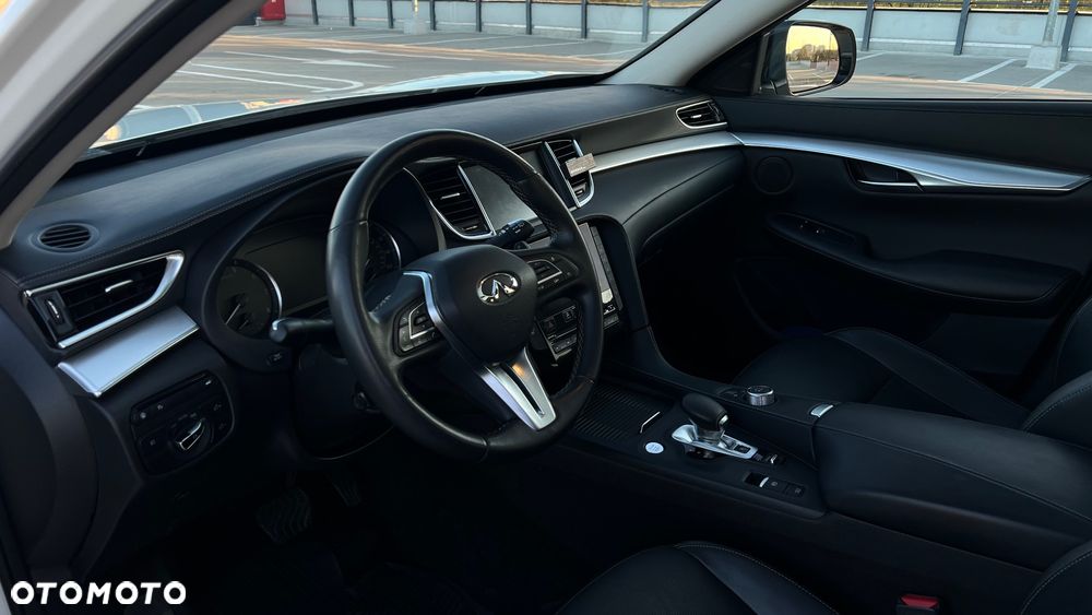 Infiniti QX50 - 12