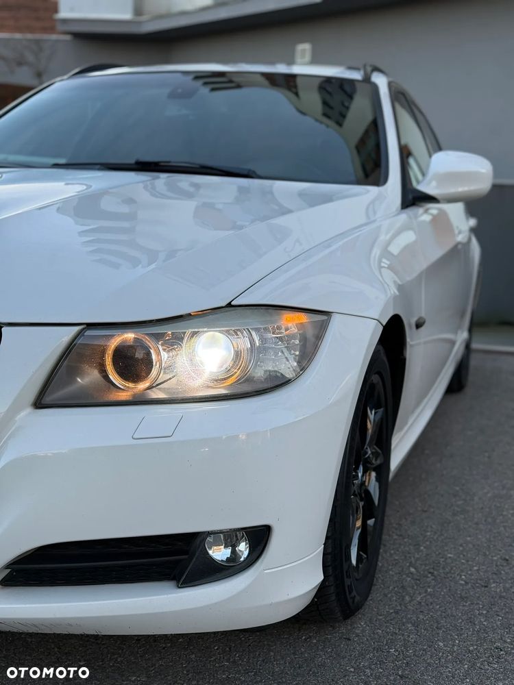 BMW Seria 3 320d Efficient Dynamics Sport Line - 17