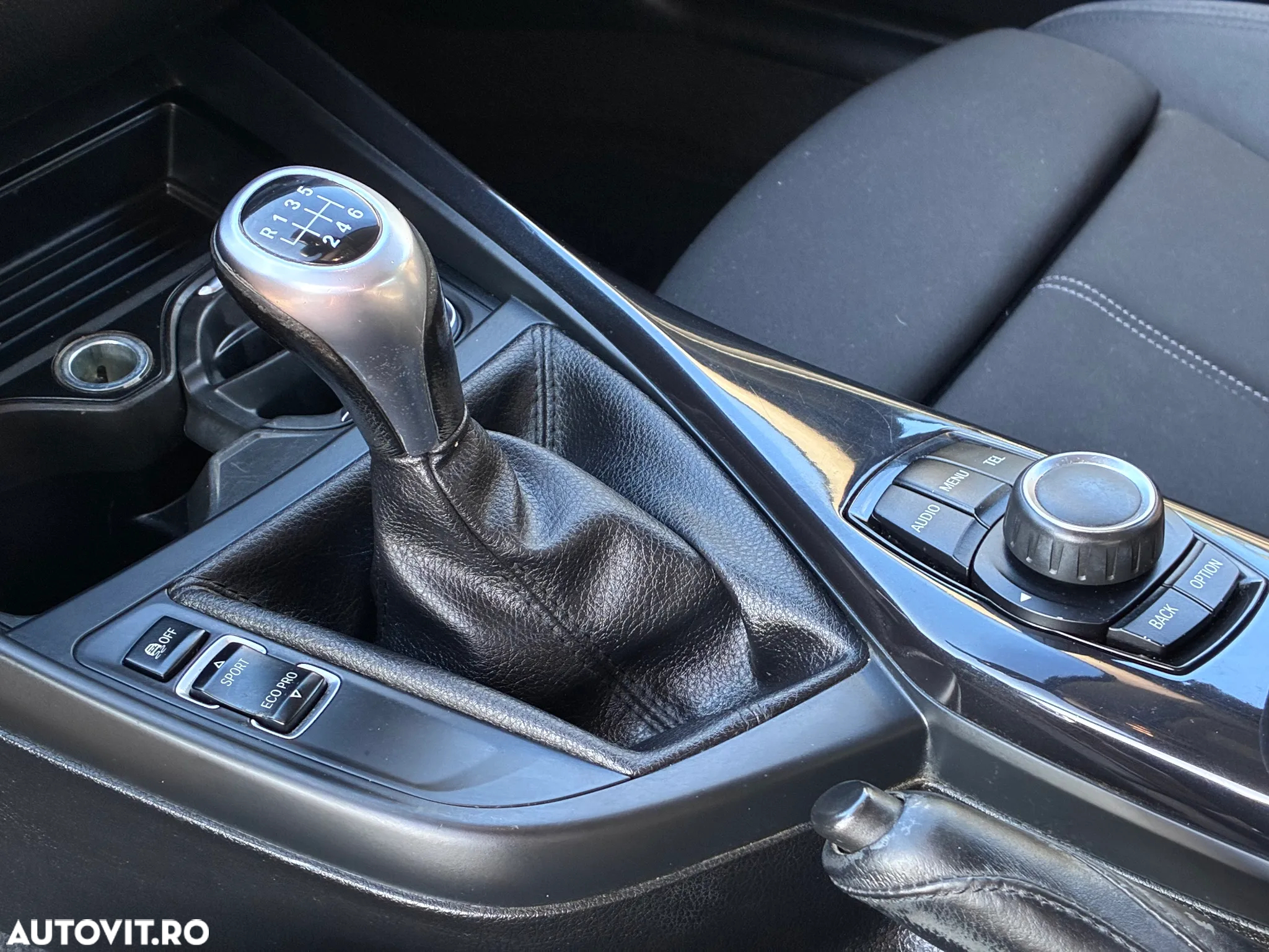 BMW Seria 1 120d - 12