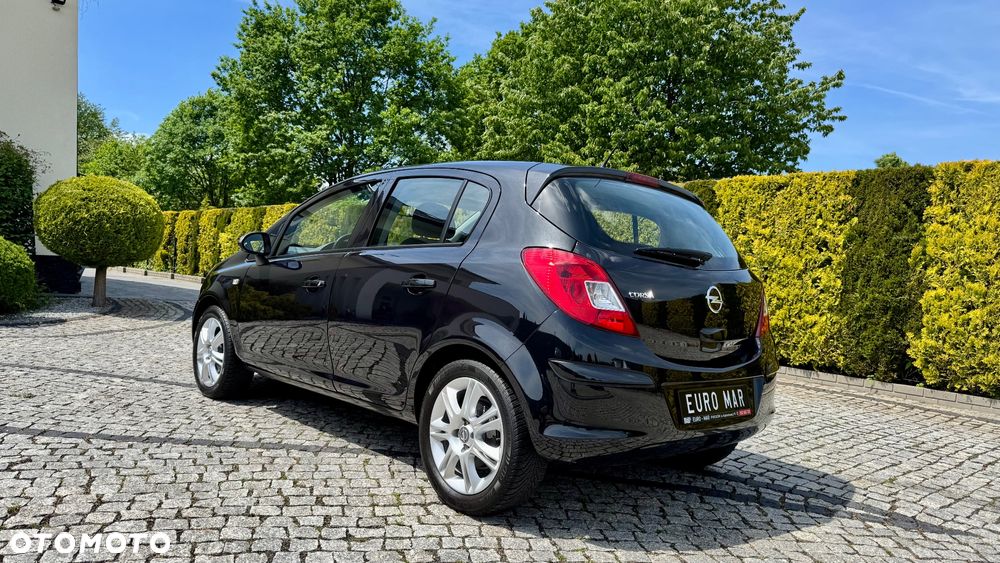 Opel Corsa - 24
