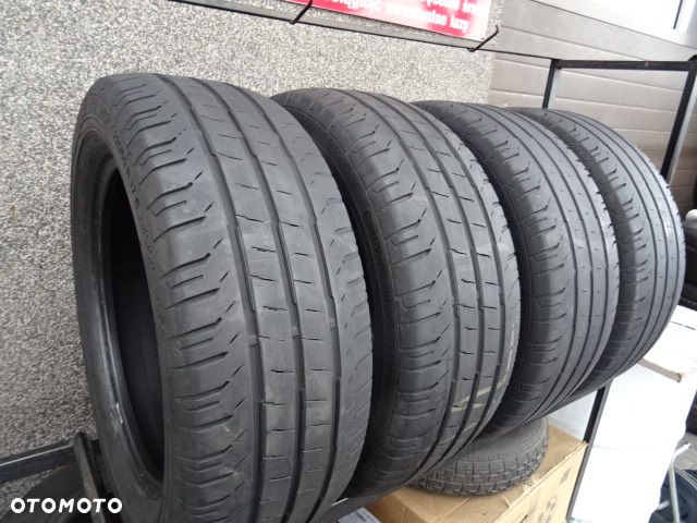 225/55/R17C 109/107T Continental Van Contact 200 - 2