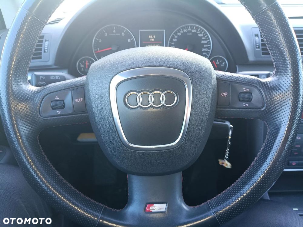 Audi A4 Avant 2.0T FSI Multitronic - 15